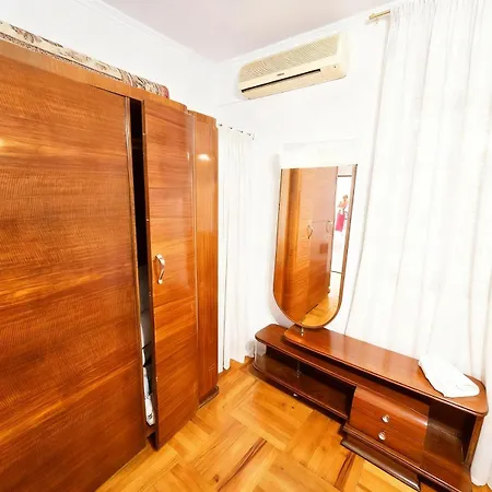 Blloku Check-in 24 Apartmán Tirana