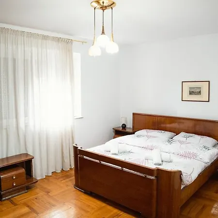 Blloku Check-in 24 Apartamento